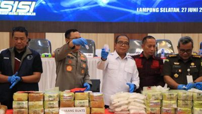 Gubernur Lampung Saksikan Pemusnahan Barang Bukti Narkotika Oleh Kepolisian Daerah Lampung