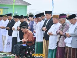 Sholat Idul Adha Bersama di Kecamatan Kedondong, Bupati Pesawaran Ajak Jadikan Momentum Introspeksi Diri