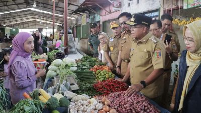 Pj. Gubernur Lampung Tinjau Sejumlah Pasar Tradisional
