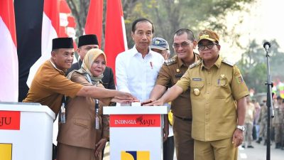 Presiden Joko Widodo Didampingi Pj. Gubernur Lampung Resmikan Ruas Jalan Inpres Jalan Daerah di Provinsi Lampung