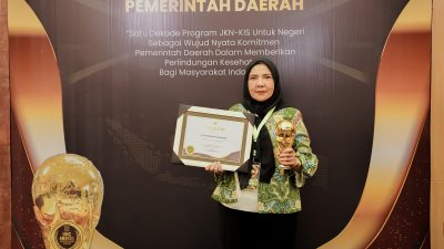 Walikota Bandar Lampung Eva Dwiana Dapat Penghargaan UHC