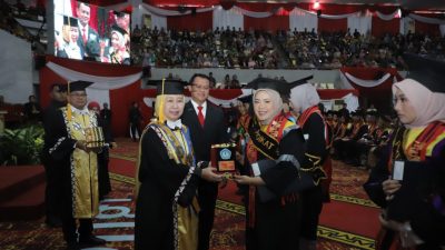 Unila Mewisuda 823 Mahasiswa Periode VII Tahun Akademik 2023/2024
