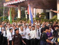 PKKMB FP Ditutup dengan Papermob dan Parade