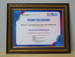 Rektor Unila Raih Penghargaan Inovator Pendidikan Nasional