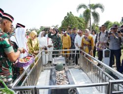 Rektor Hadiri Lampung Bersalawat dan Doa Lintas Agama Peringatan HUT ke-79 TNI