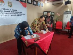 Komisi Pemberantasan Korupsi (KPK) menyerahkan aset rampasan senilai Rp42,9 miliar kepada Pemerintah Kota (Pemkot) Bandar Lampung