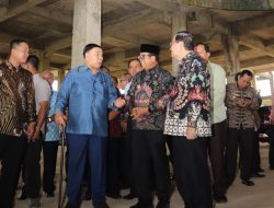 Pj. Gubernur Lampung Tinjau Pembangunan Masjid Al Hijrah di Kota Baru, Ajak Sjachroedin Saksikan Perkembangannya