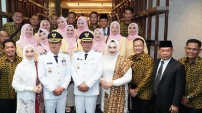 Presiden RI Prabowo Subianto Lantik Ir. H.Novriwan Jaya.SP Dan Nadirsyah Sebagai Bupati Dan Wakil Bupati Tulang Bawang Barat Terpilih Periode 2025-2030 Di Istana Negara