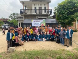 Mahasiswa KKN Dirikan Taman KWT Integrated Farming