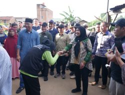 Sejumlah Masyarakat yang Terkena Dampak Bencana Banjir di Kelurahan Kali Balau Kencana Mengucapkan Rasa Syukur Atas Kehadiran Pemerintah Kota Bandar