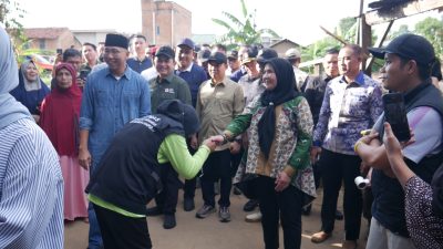 Sejumlah Masyarakat yang Terkena Dampak Bencana Banjir di Kelurahan Kali Balau Kencana Mengucapkan Rasa Syukur Atas Kehadiran Pemerintah Kota Bandar