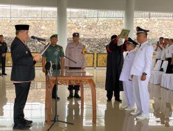 Lantik Penjabat Kepala Desa Khepong Jaya dan Sukaraja, Bupati Pesawaran Dorong Pemimpin Desa Jaga Kerukunan