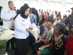 Pemerintah Kota Bandar Lampung Menyalurkan Bantuan Sosial
