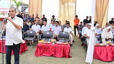 Ketua MPR RI Serahkan Bantuan Kemanusiaan kepada Masyarakat Terdampak Banjir di Desa Bali Agung Kecamatan Palas