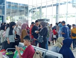 H + 5 Pasca Lebaran Idul Fitri 2025 Ratusan Penumpang Arus Balik Memadati Ruang Tunggu Scening Barcode