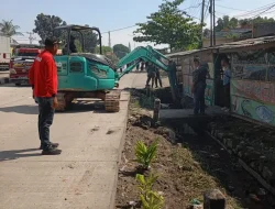 Walikota Bandar Lampung Beri Instruksi, Lurah Sukabumi Indah Lakukan Pengangkatan Sedimentasi