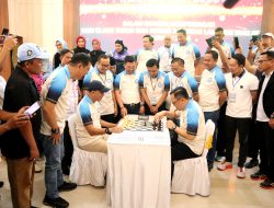 Gubernur Lampung dan Kapolda Adu Strategi di Pembukaan Turnamen Catur SMANDA CUP 2025
