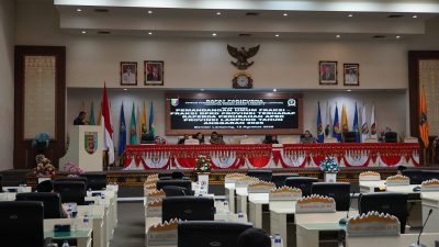Rapat Paripurna DPRD Provinsi Lampung, Sampaikan Catatan Strategis pada Raperda Perubahan APBD Lampung 2025