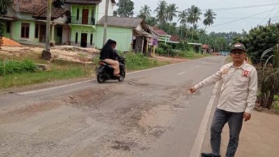 Yusnadi Sidak Perbaikan Jalan Provinsi di Lamtim