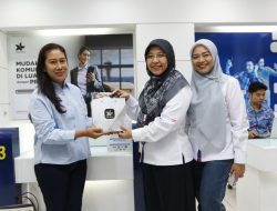 Hari Pelanggan Nasional 2025 XLSMART Apresiasi Pelanggan dengan Ragam Program Khusus Berbasis Poin dan Kejutan Spesial