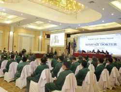 66 Mahasiswa Kedokteran Ikuti Sumpah Dokter Periode Dua Tahun 2025