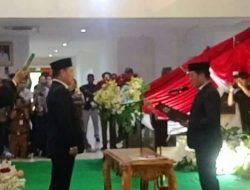 Tedi Zadmiko Resmi Menjabat Sebagai Sekretaris Daerah Kab Pesibar.
