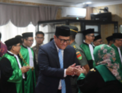 Ketua DPRD Provinsi Lampung Hadiri Wisuda Purna Bhakti Ketua Pengadilan Tinggi Agama Bandar Lampung
