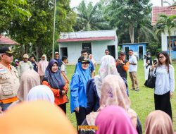 Bupati Pesawaran Tinjau Lokasi Terdampak Puting Beliung di Kecamatan Tegineneng