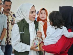 Ketua Tim Penggerak PKK Peduli Kesejahteraan Keluarga  Salurkan Bantuan di Sejumlah Kecamatan Kota Metro
