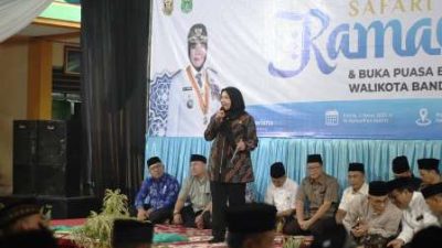 Pemkot Bandar Lampung Melaksanakan Kegiatan Safari Ramadan 1447 Hijriah Dengan Mengunjungi Pondok Pesantren Al-Hikmah Kedaton dan Memberikan Bantuan 200 juta