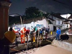 Hujan Lebat Guyur Kota Balam Satuan Tugas (Satgas) Gabungan Pemerintah Kota Bandar Lampung Langsung Bergerak Melakukan Penanganan di Lapangan