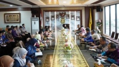 Selama Ramadhan Bunda Eva menekankan agar seluruh perangkat daerah memperkuat sinergi dan kolaborasi dalam menjalankan program pemerintahan