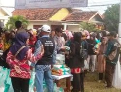 Antusiasme warga mewarnai pelaksanaan pasar murah Ramadan yang digelar Pemerintah Kota Bandar Lampung di Kelurahan Tanjung Senang