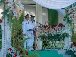Pemkab Pesibar Sukseskan Upacara Peringati HUT KE-13 Kabupaten Pesisir Barat di labuhan Jukung