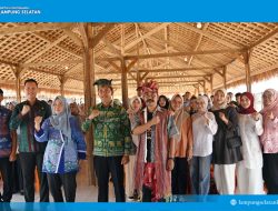Perkuat Ekonomi Kreatif Berbasis Budaya, Pemkab Lampung Selatan Latih Generasi Muda Lestarikan Ikat Tukkus
