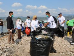 Unila Gelar Pengabdian di Pulau Pasaran Semarakkan Dies Natalis ke-61